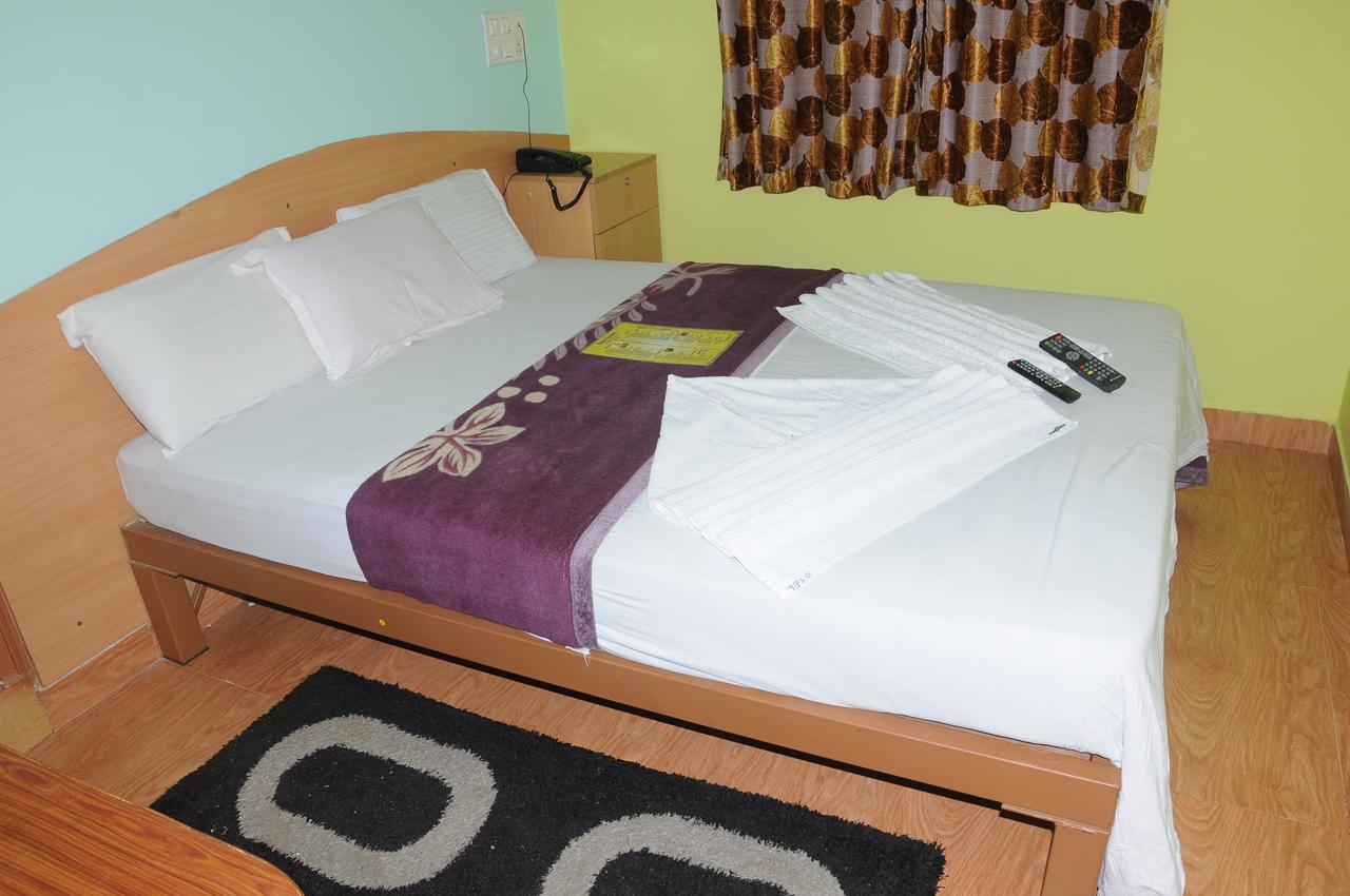 Hotel Housefinch Residency Dod Jala Buitenkant foto