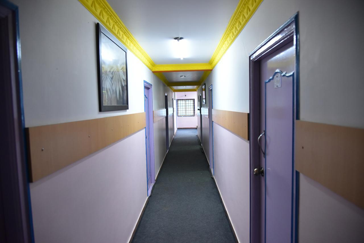 Hotel Housefinch Residency Dod Jala Buitenkant foto
