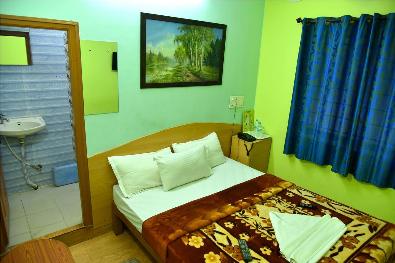 Hotel Housefinch Residency Dod Jala Buitenkant foto