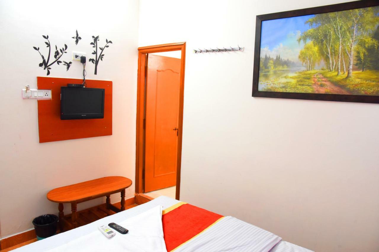 Hotel Housefinch Residency Dod Jala Buitenkant foto