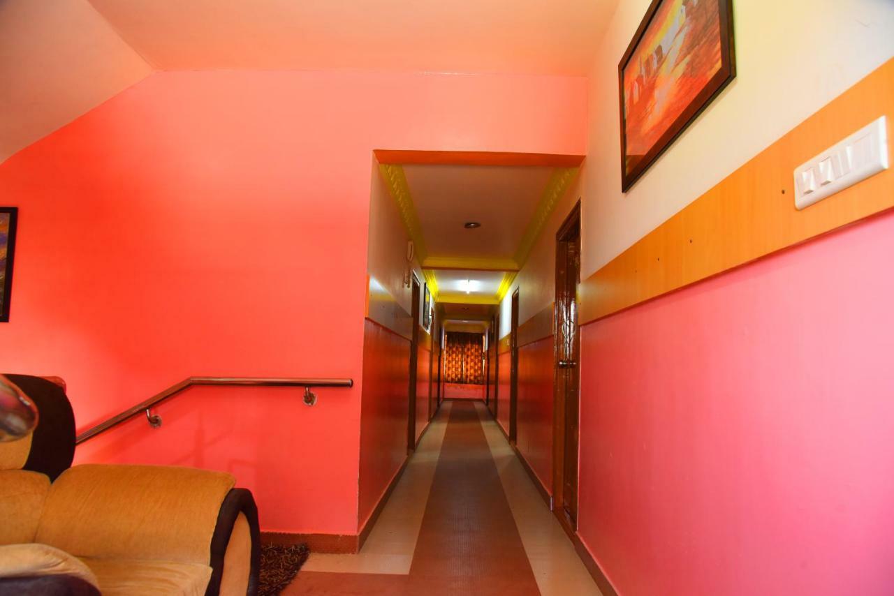 Hotel Housefinch Residency Dod Jala Buitenkant foto