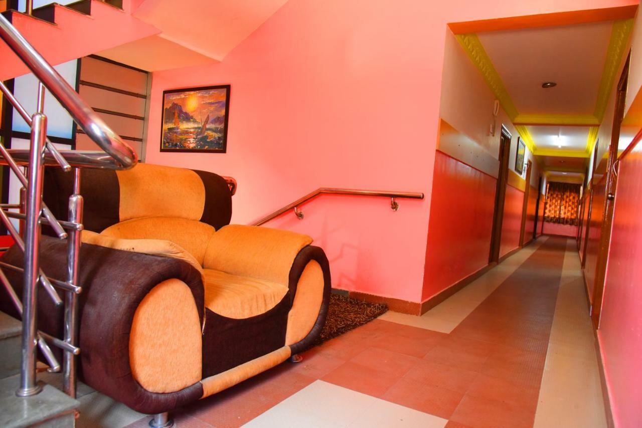 Hotel Housefinch Residency Dod Jala Buitenkant foto